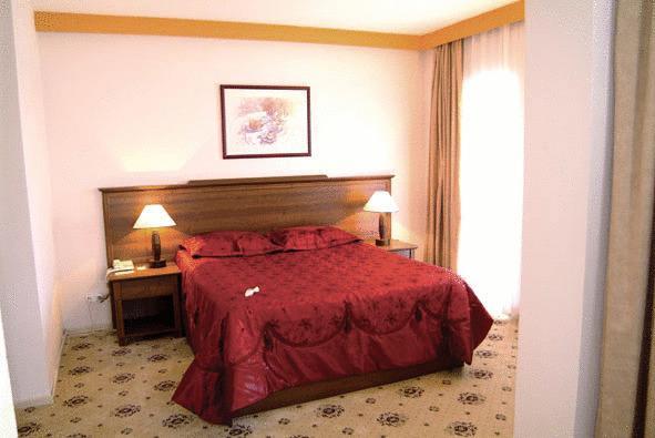 Peri Tower Hotel Невшехір Номер фото